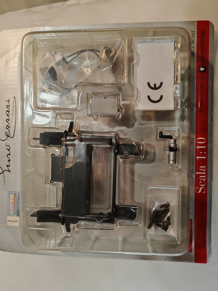 Parti x Ferrari Enzo Ferrari 1/10 De Agostini  - Immagine 2 di 4