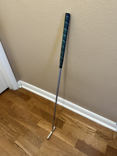 Acushnet Bullseye John Reuter Putter LA-F-M-3-S RH Flange Blade Leather Grip - Picture 10 of 10