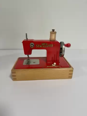 Vintage KAYanEE SEW MASTER Red Metal Child's Mini Sewing Machine