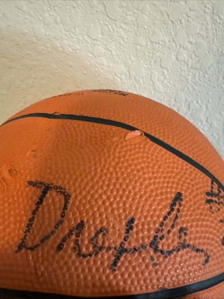Hakeem Olajuwon & Clyde Drexler Signed Autographed Basketball - Image 4 of 4