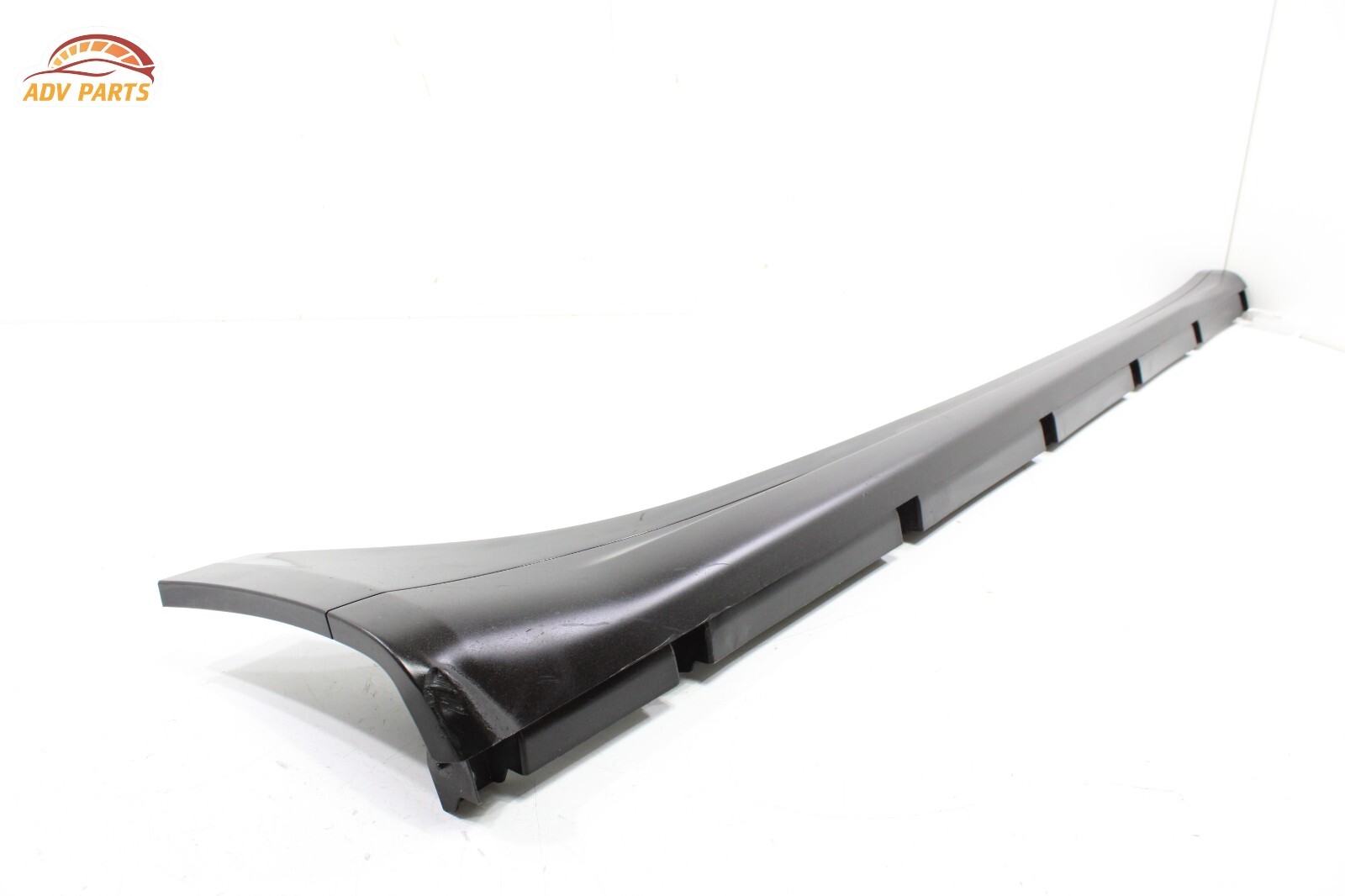 2014 - 2024 MASERATI GHIBLI RIGHT PASSENGER SIDE SKIRT ROCKER PANEL MOLDING OEM