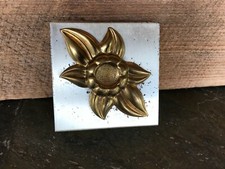 Vintage Powder & Mirror Metal Compact Zell Fifth Avenue made in USA Gold Silver