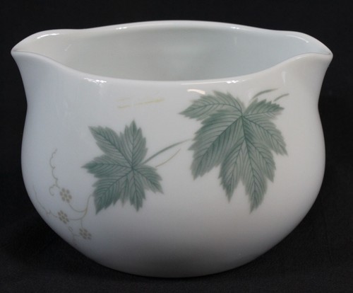 Vtg Noritake Cook n Serve Wild Ivy Gravy Boat Grape Leaves Spout White Pristine - Picture 2 of 5