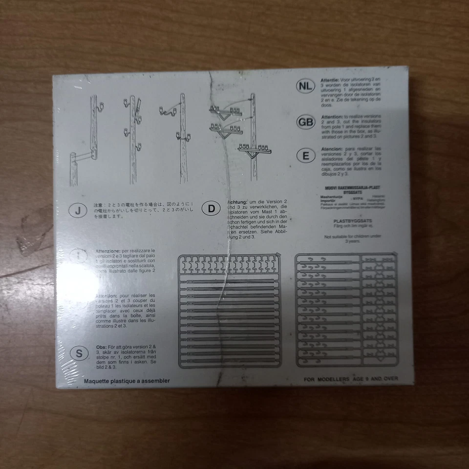 ITALERI 1:35 KIT ACCESSORI DIORAMA TELEGRAPH POLES (VINTAGE BOX) - Immagine 2 di 2
