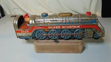 VINTAGE MODERN TOYS TIN SILVER MOUNTAIN 3525 BATTERY OPERATED TRAIN FOR PARTS