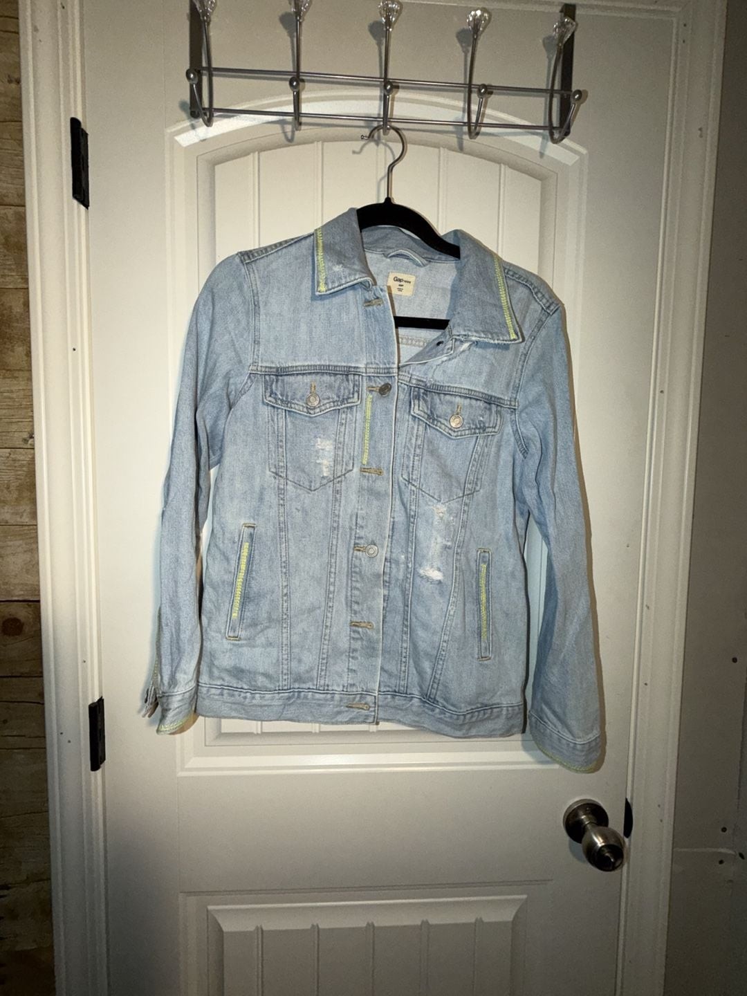 GAP Chelsea & Violet Embroidered Distressed Denim, photo 2