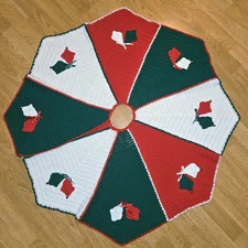 Hand Crocheted Tree Skirt Bell Design With Jingle Bells Red Green White Vintage