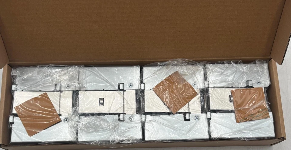 Lot of 4 NetApp 42-890014-14 42165-20-B0 Mounting Handle - NEW - Image 3 of 3