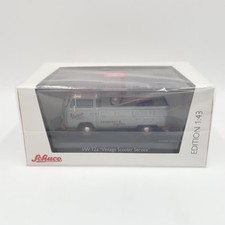 Schuco 1/43 VW T2a VINTAGE SCOOTER SERVICE with Vespa PX