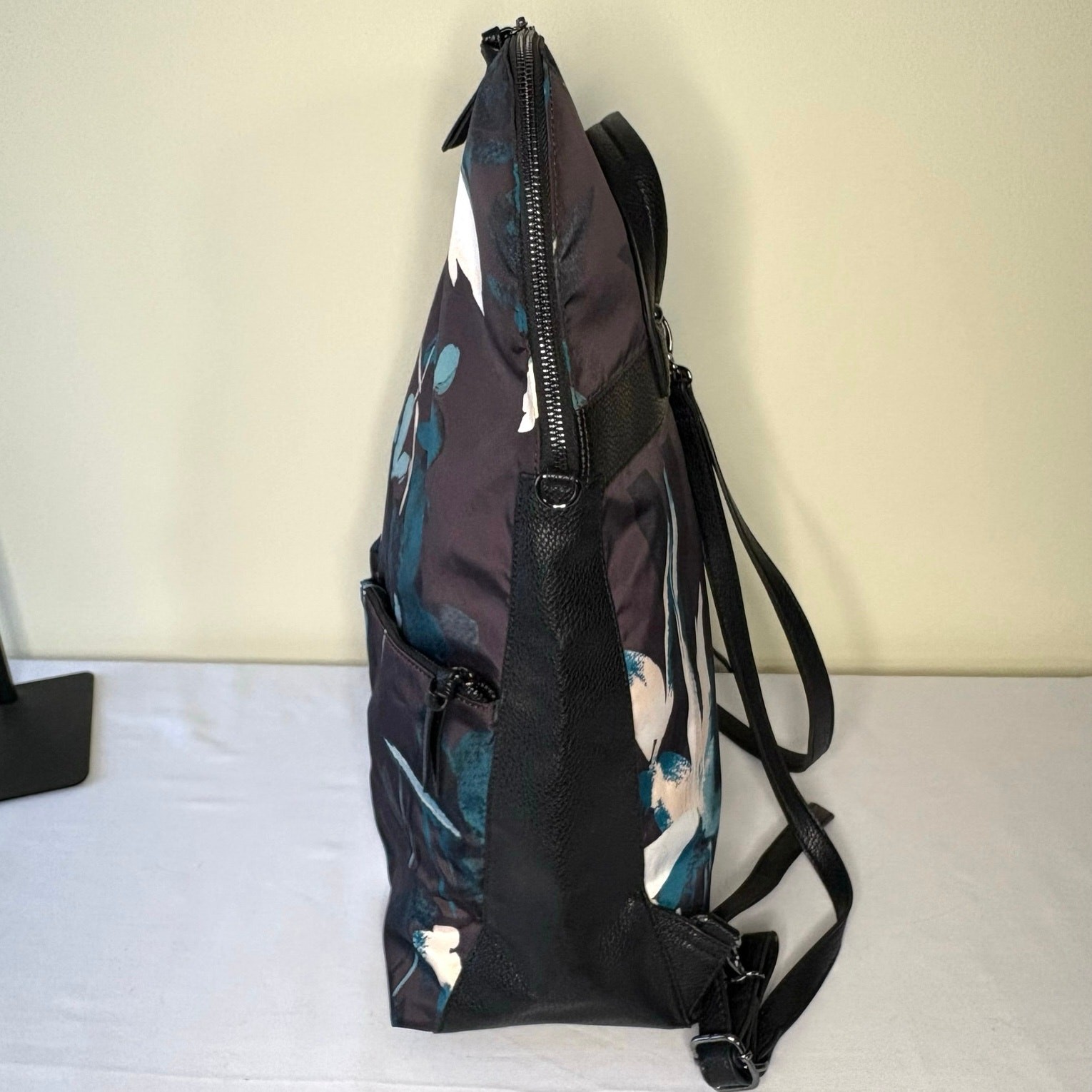 Fabletics Multi Functional Backpack Gym Bag Carry… - image 7