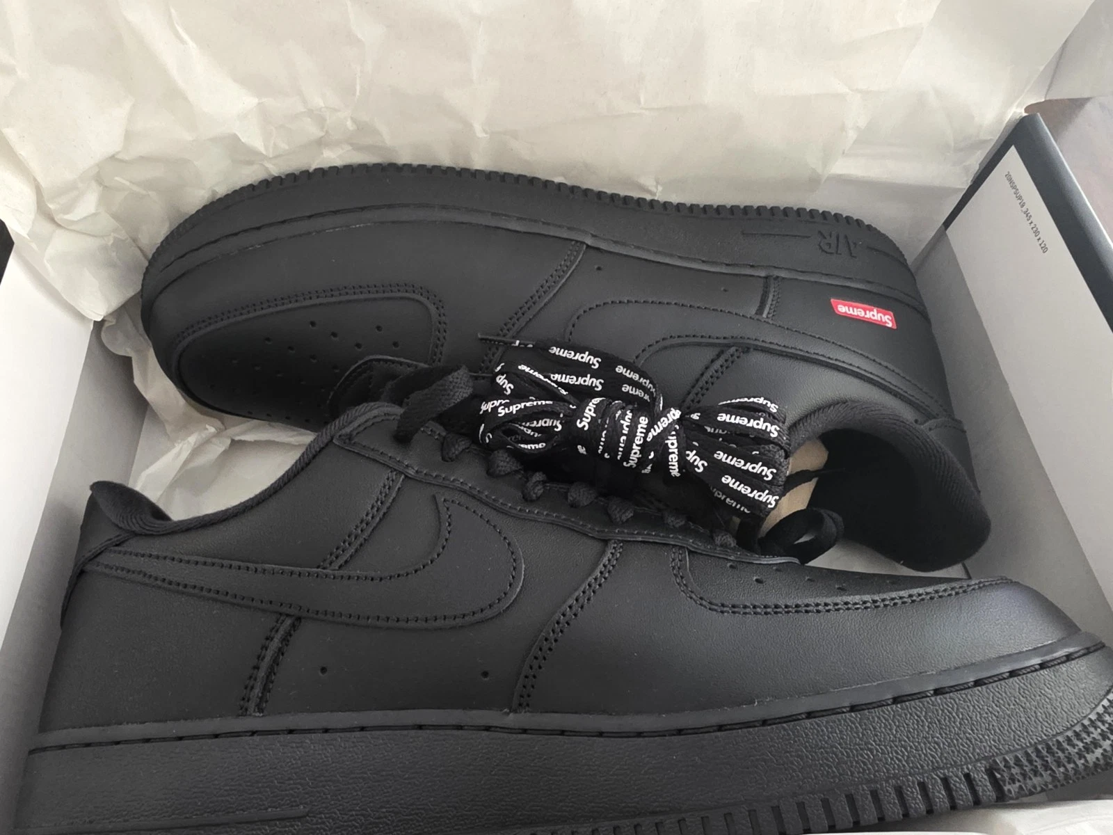Nike Air Force 1 Low x Supreme   Noir Taille 12