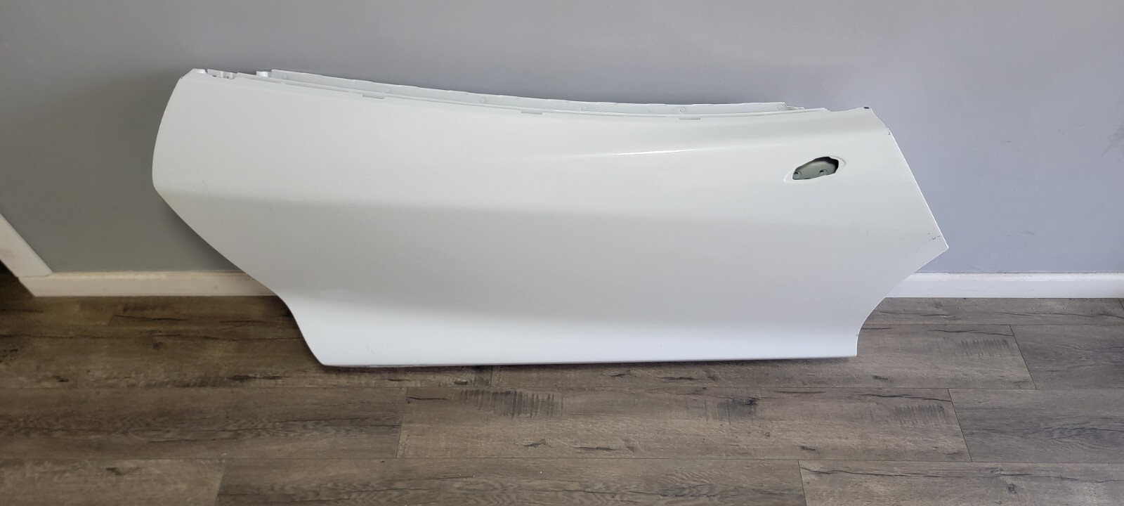 MCLAREN GT FRONT RIGHT PASSENGER SIDE DOOR PANEL OEM 
