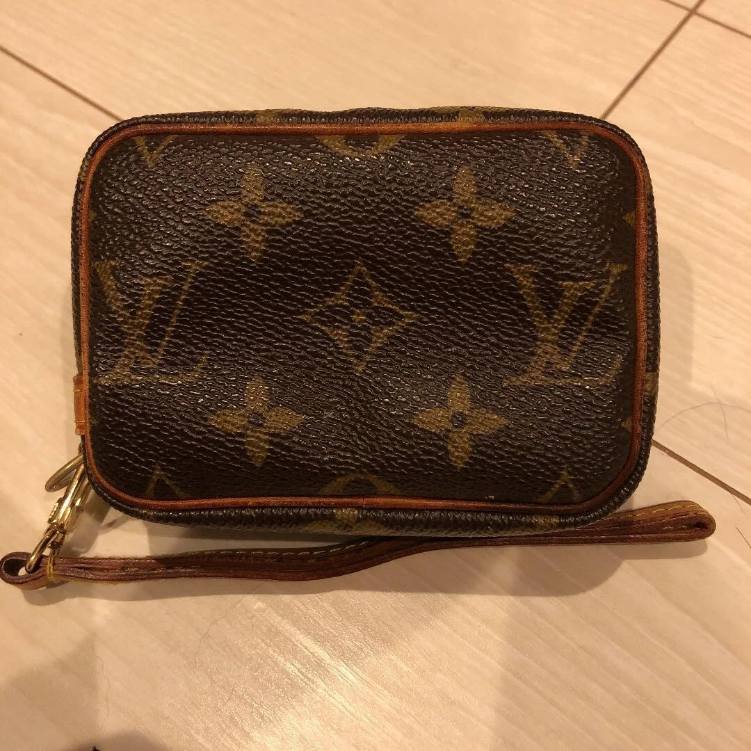 LOUIS VUITTON Monogram Trousse Wapiti Mini Pouch