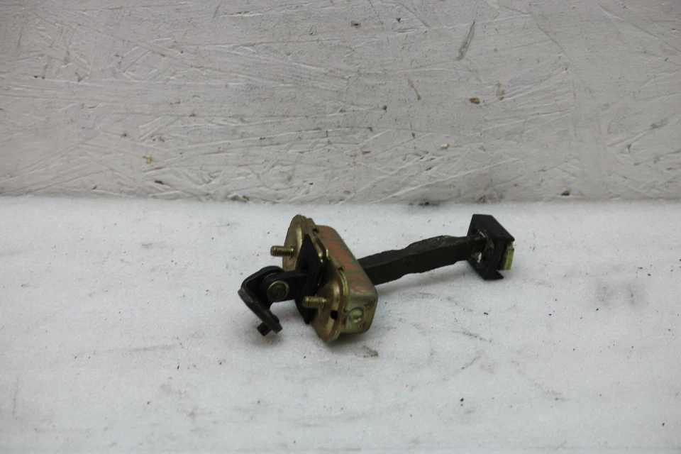 1998 99 00 01 02 2003 Mitsubishi Diamante R/Front Door Hinge Stopper #E-136K - Image 2 of 4