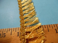 METALLIC BRUSH FRINGE IN GOLD~1.25"x 2 YDS~DOLL TRIM