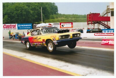 Vintage NHRA Drag Racing-Wendell Howes' 1968 Hemi Cuda SS/AA-Maple ...