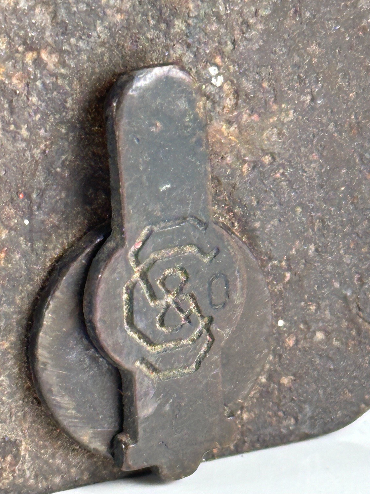Picture 3 of 10