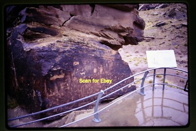 Newspaper Rock Petroglyphs in Utah in 1971, Kodachrome Slide aa 11-3b