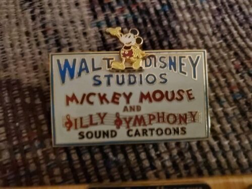 Disney Family Pin Gathering 2004 Disney Studios Alex Maher LE 200 Pin Set - Picture 3 of 12