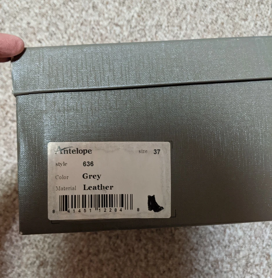 Botas de Cuero Gris Antílope 37 Nuevas Foto 3 de 4