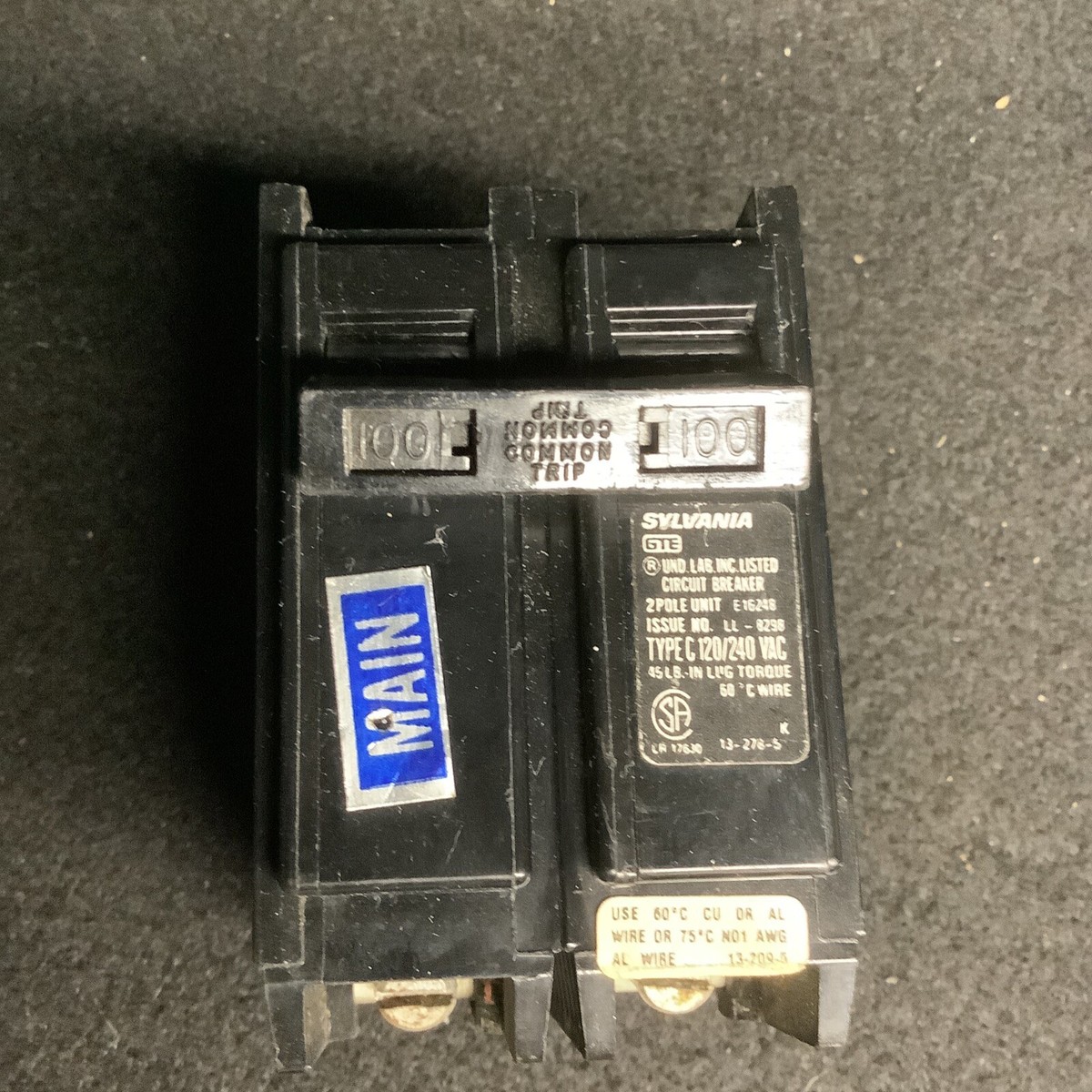 Interruttore Automatico Connecticut Electric UBIZ0230 - 2 Poli, 30A, 120/240V, Nuovo