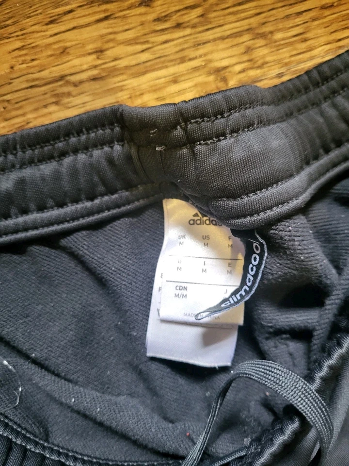 Tranvía Nacional de México Adidas Hombre M Capri Pantalones Cortos. Foto 2 de 3