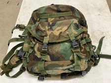 SPECIALTY DEFENSE SYSTEMS WOODLAND LARGE ASSAULT PACK STYLE 4095