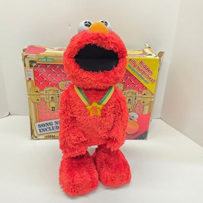 2007 Tickle Me Elmo TMX Extra Special Edition Fisher Price Sesame