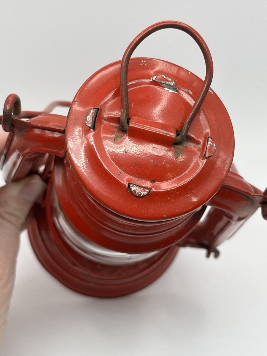 Vintage Winged Wheel Lantern Red No. 350 Made In Japan Kerosene