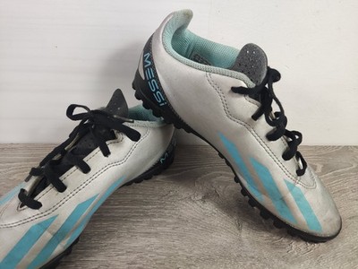 Messi Fußballschuhe Kinderschuhe Astro Sohlen UK 4 EU 37 silber blau schwarz