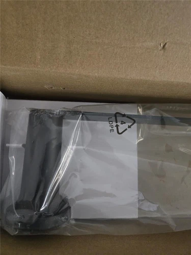 = Signature Hardware SHBW24TB2MB Berwyn 24" Towel Bar Matte Black NEW - Picture 3 of 5