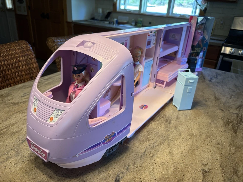 Mattel Barbie 2001 Vintage Travel Train with Real Train Sounds - Image 4 of 4