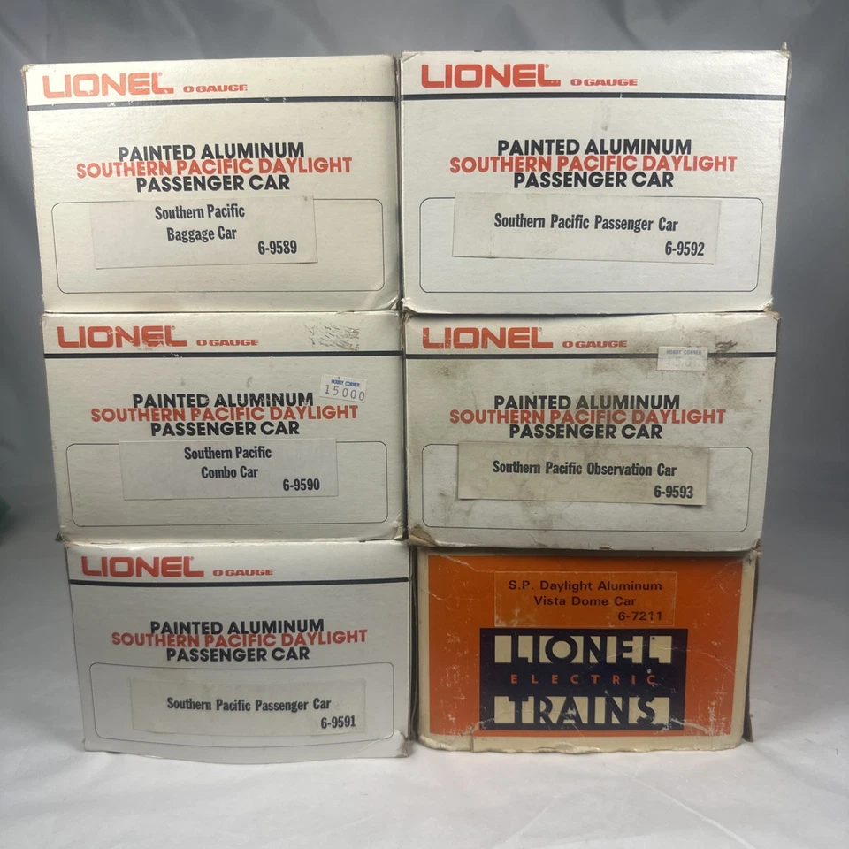LIONEL6-9589 /90 /91 /92/93+7211 SO. PACIFIC DAYLIGHT-6 Alum. Pass. Car Set - Image 2 of 4