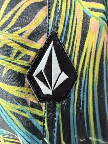 Volcom Stone Lightning Leaf Print Surf Shorts W/ Back Pocket Men’s 34 - Picture 4 of 10
