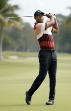 Nike Dri-FIT Victory Golf Polo Color Block Red FZ7452-619 NWT 70 Men's Size M