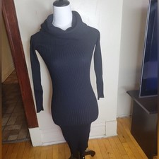 Line & Dot Stretch Black Turtle Neck Long Sleeves Sweater Dress Size Small
