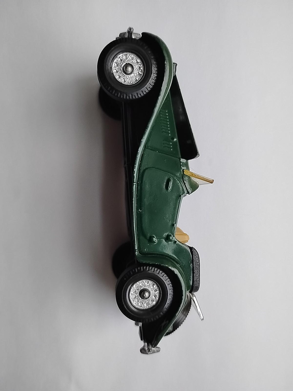 Picture 4 of 5