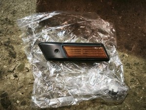 BMW E36 Blinker rechts Kotflügel 13780149