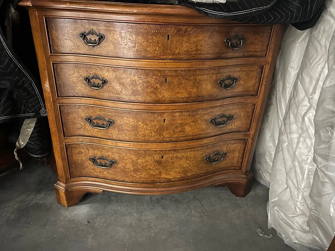 Thomasville Vintage Ernest Hemingway Chest of Drawers