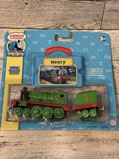 NEW THOMAS  FRIENDS TAKE ALONG HENRY ENGINE CAR TRAIN DIE CAST METAL 2007 GREEN