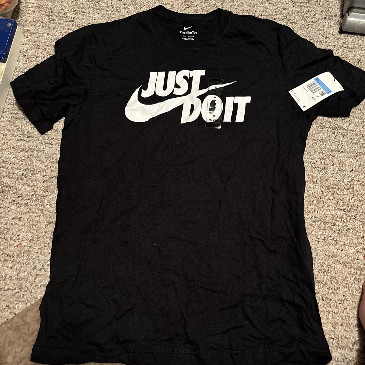 nike sportswear men's just do it swoosh tee
