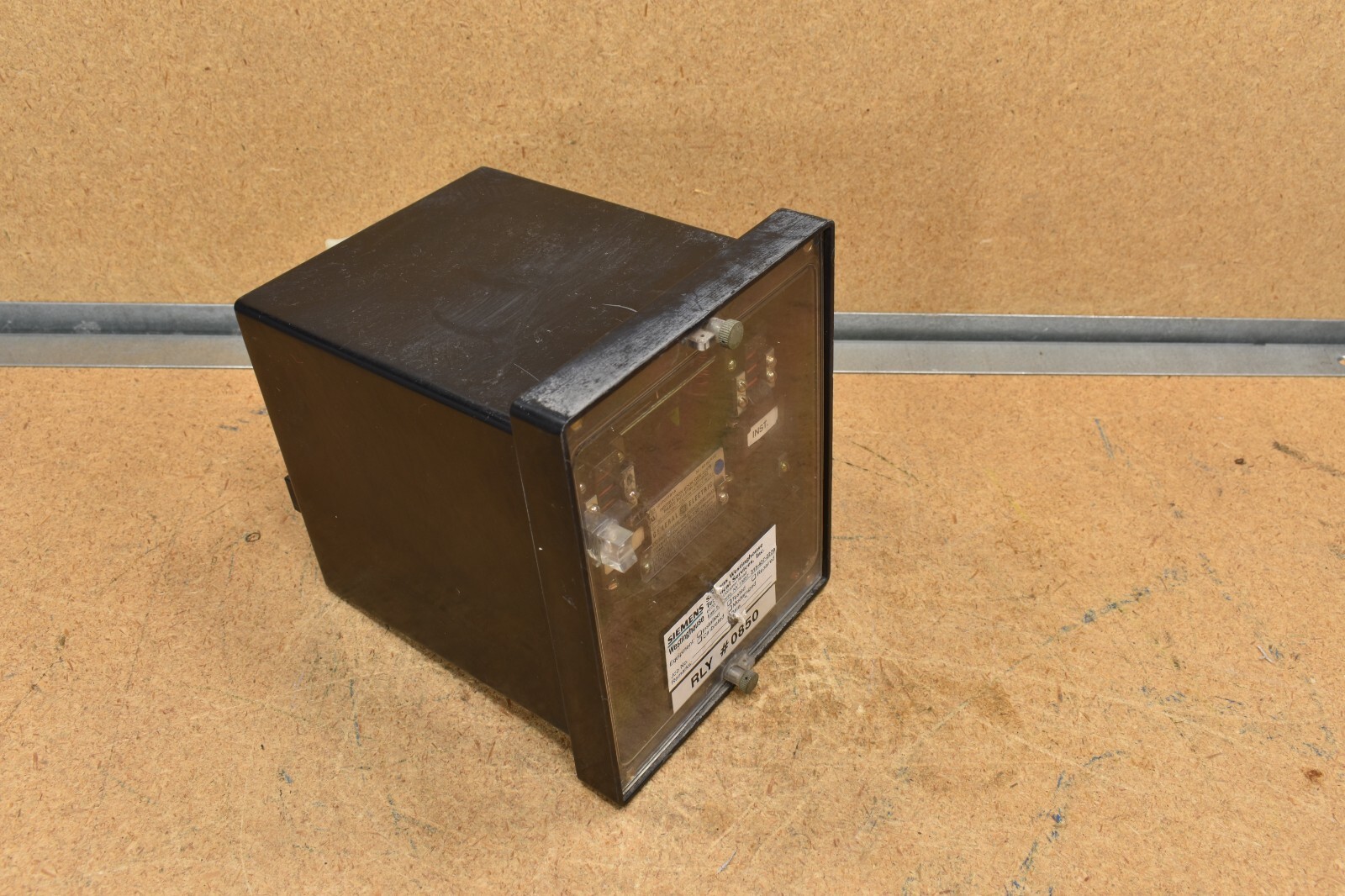 GE 121FC77B1A, Extremely Inverse Time Overcurrent Relay, 6-150 AMPS, 50/60 HZ