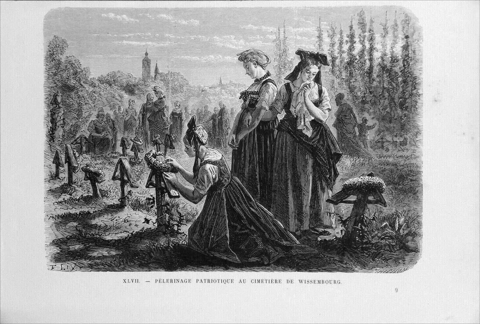 ALSACE (WISSEMBOURG)- ALSACIENNES en PÈLERINAGE au CIMETIÈRE (1871)- Gravure 19e - Photo 2/2