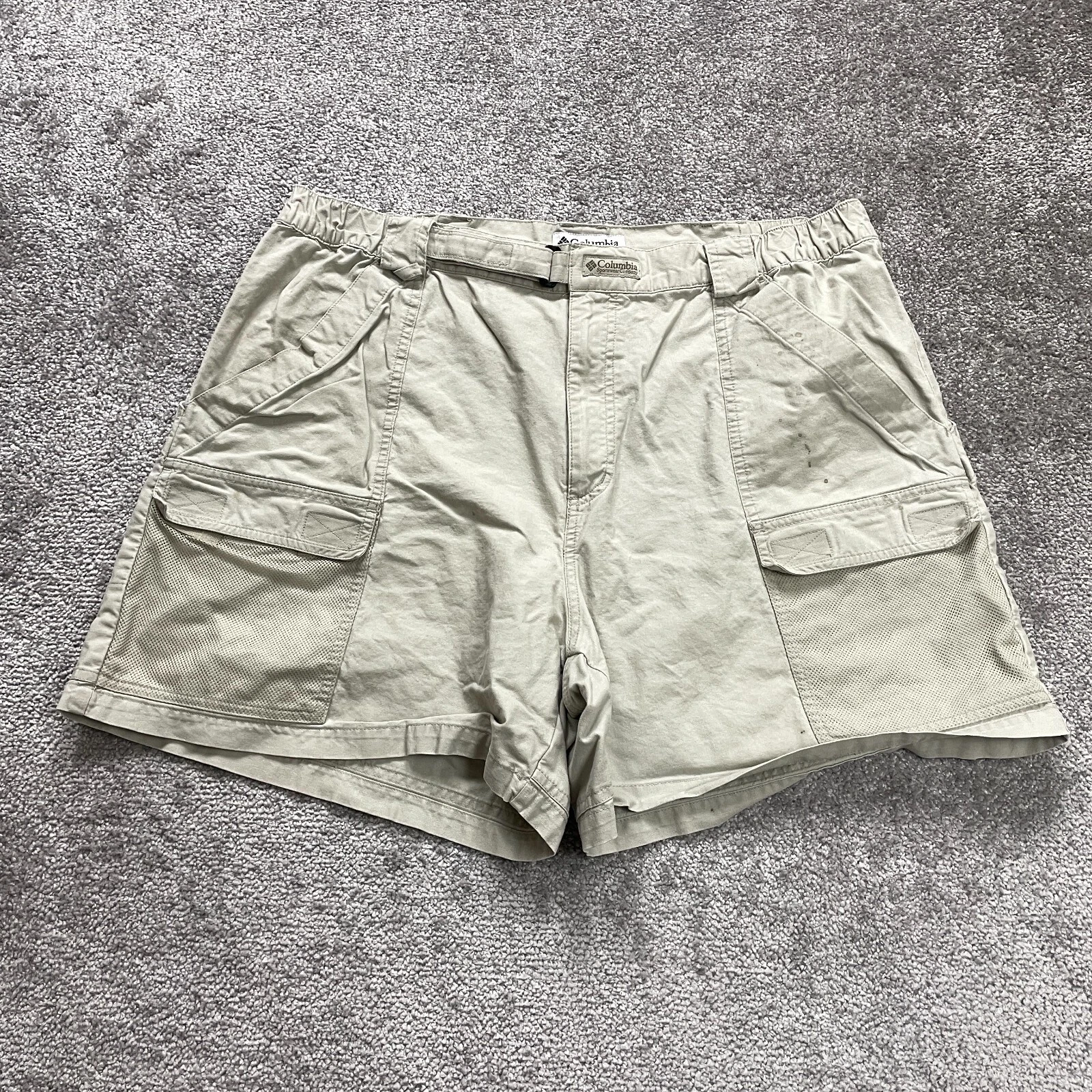 Columbia PFG Cargo Shorts Mens XL Beige Cotton Flat Front Casual Outdoor 38x5