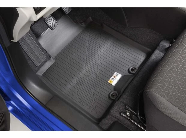 Kit 4 Tappetini in gomma Suzuki New Swift MY24 75901-69T20-000