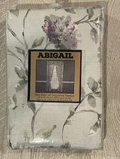 *Ellis Curtain Abigail.Hydrangea Floral Semi-Sheer Pocket Curtains 82x63 New