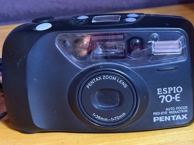 Pentax Espio 70-E 35mm Point & Shoot Film Camera 38-170mm Zoom
