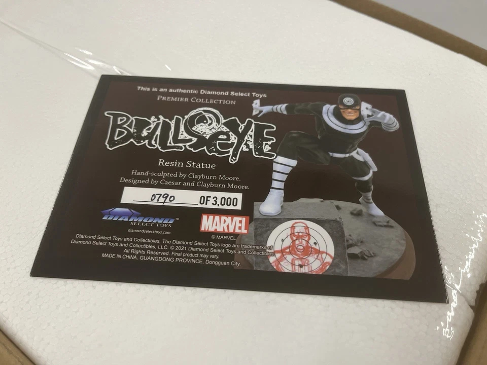 Estátua de resina Bullseye Premier Collection diamante limitado #790 de 3.000 (2023) - Imagem 2 de 3
