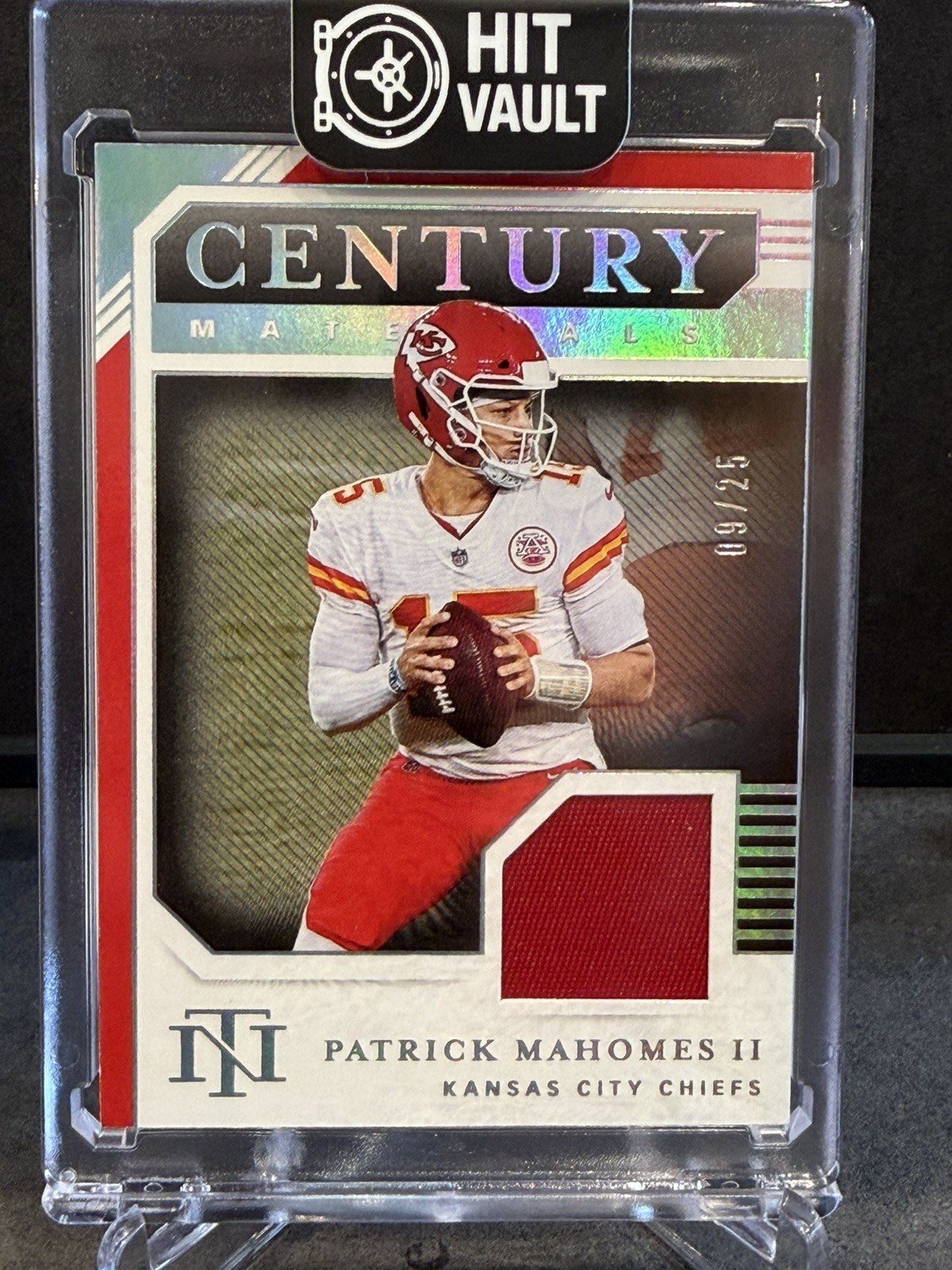 2020 National Treasures Patrick Mahomes II PLAYER WORN/USED 9/25 Red Color Patch