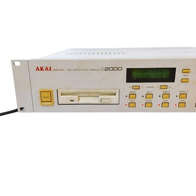 AKAI Professional S2000 MIDI STEREO DIGITAL SAMPLER Musikinstrumente Audio
